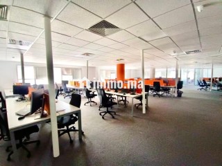 Grand plateau aménagé zenith sidi maarouf - Appartement à louer - Casablanca