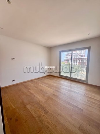 tres-jolie-appartement-3ch-tres-moderne-a-cfc-big-7
