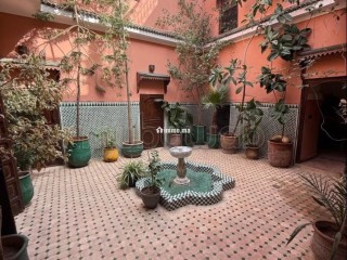 Somptueux riad à vendre à Moulay Lyazid. 4 belles chambres. Jardin et terrasse - Villa à vendre - Marrakech
