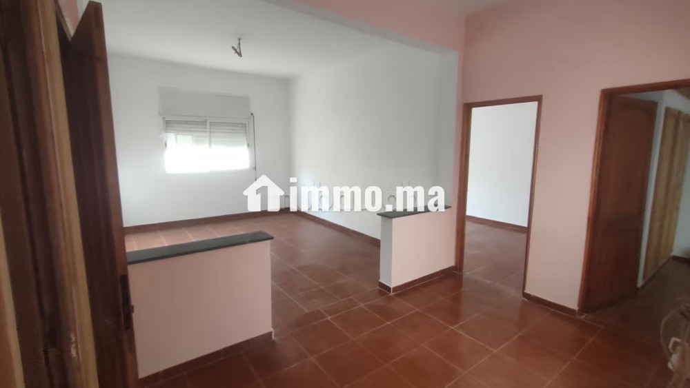 Maison R2 à l'achat à Marjane. 1 garage, 5 chambres, 3 salons, 4 cuisines et 4 sdb. Terrasse - Vente Immobilier - Meknes - photo 3