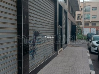 Opportunité à Saisir – Locaux Commerciaux anhle avec Mezzanine à Hay Zoubir Oulfa - Appartement à vendre - Casablanca