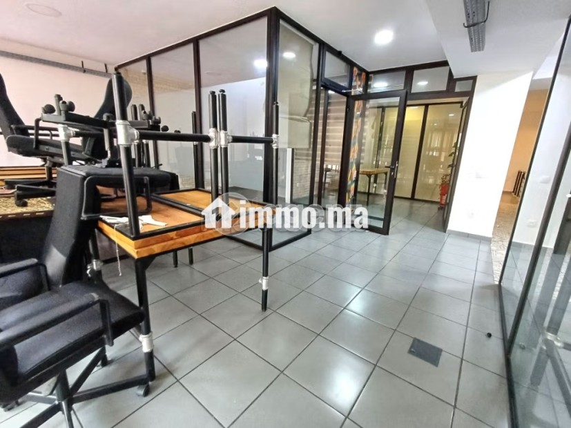 Commerce à louer 201 m² Ferme Bretonne Casablanca - Location Immobilier - Casablanca - photo 3