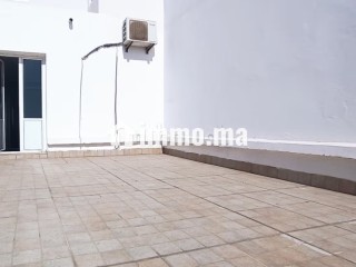 Beau bureau à louer à Gauthier.
Terrasse et ascenseur - Bureau à louer - Casablanca