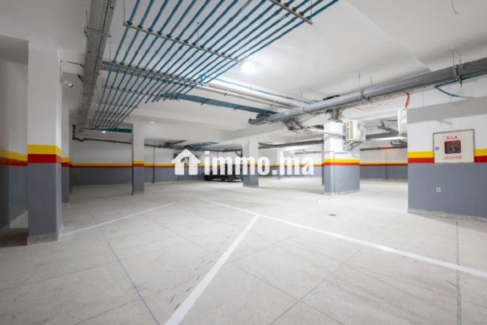 appartement-avec-2-piscines-big-9