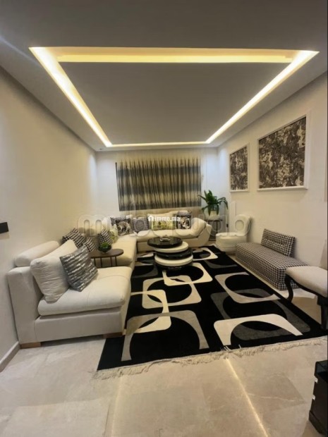 Très bel appartement en location à Ferme Bretonne Hay Arraha. 3 grandes pièces. Meublé - Location Immobilier - Casablanca - photo 1