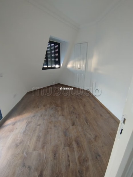 Loc studio vide haut STG val fleuri avec terasse - Location Immobilier - Casablanca - photo 4
