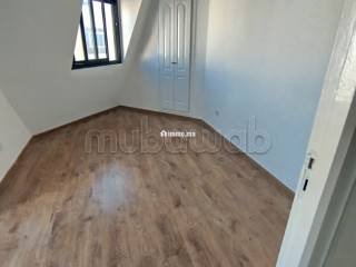 Loc studio vide haut STG val fleuri avec terasse - Appartement à louer - Casablanca