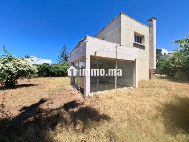 super-terrain-de-1130m2-vue-sur-mer-a-ain-diab-big-1