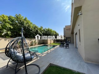 Splendide villa à vendre vide sur la Route de Tahanaout - Villa à vendre - Marrakech