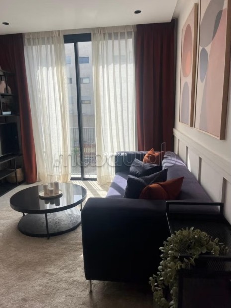 Luxueux studio meublé et équipé à CFC à 2 min à pieds du cafc et à 5 min en voiture de l autoroute - Location Immobilier - Casablanca - photo 2