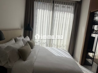 Luxueux studio meublé et équipé à CFC à 2 min à pieds du cafc et à 5 min en voiture de l autoroute - Appartement à louer - Casablanca