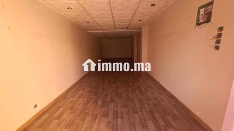 LOCAL SUR LE BVD AIN SEBAA 3500 DH - Location Immobilier - Casablanca - photo 1