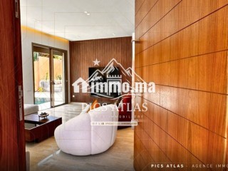 Villa de Prestige à Vendre, 6 Chambres, Route de Casablanca - Villa à vendre - Marrakech