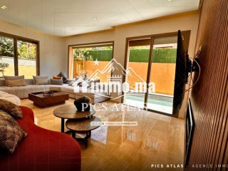 Villa de Prestige à Vendre, 6 Chambres, Route de Casablanca - Villa à vendre - Marrakech