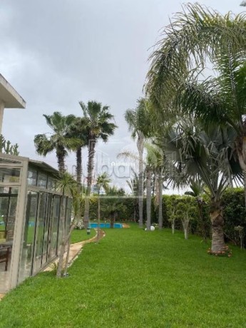 a-louer-somptueuse-villa-moderne-a-bouskoura-casablanca-big-0
