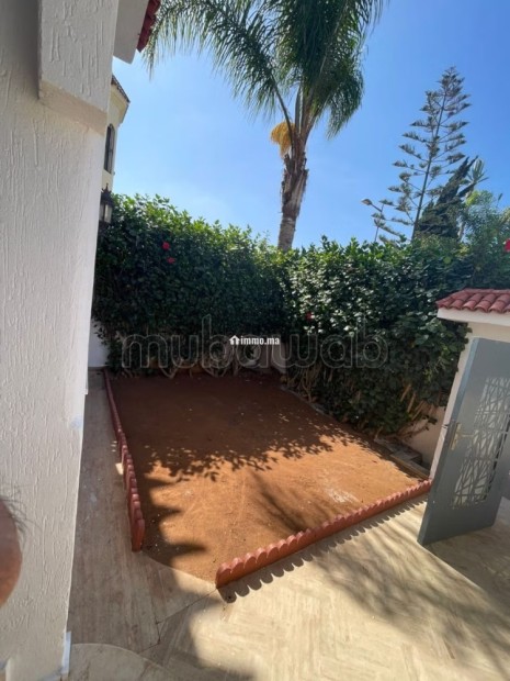 Villa à louer à Hay Riad - Location Immobilier - Rabat - photo 1