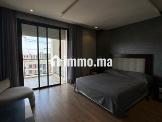 Louez cet appartement à Riyad. 4 pièces. Climatisation et piscine - Appartement à louer - Rabat
