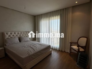 Louez cet appartement à Riyad. 4 pièces. Climatisation et piscine - Appartement à louer - Rabat