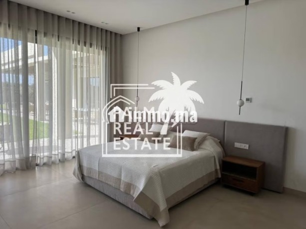 luxe-plein-pied-a-vendre-sur-la-route-de-lourika-big-12