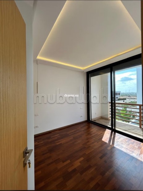 Vente villa de luxe à Harhoura. 4 chambres. Terrasse et jardin - Vente Immobilier - Temara - photo 4