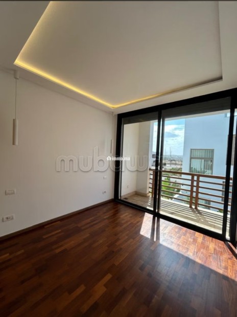 Vente villa de luxe à Harhoura. 4 chambres. Terrasse et jardin - Vente Immobilier - Temara - photo 8