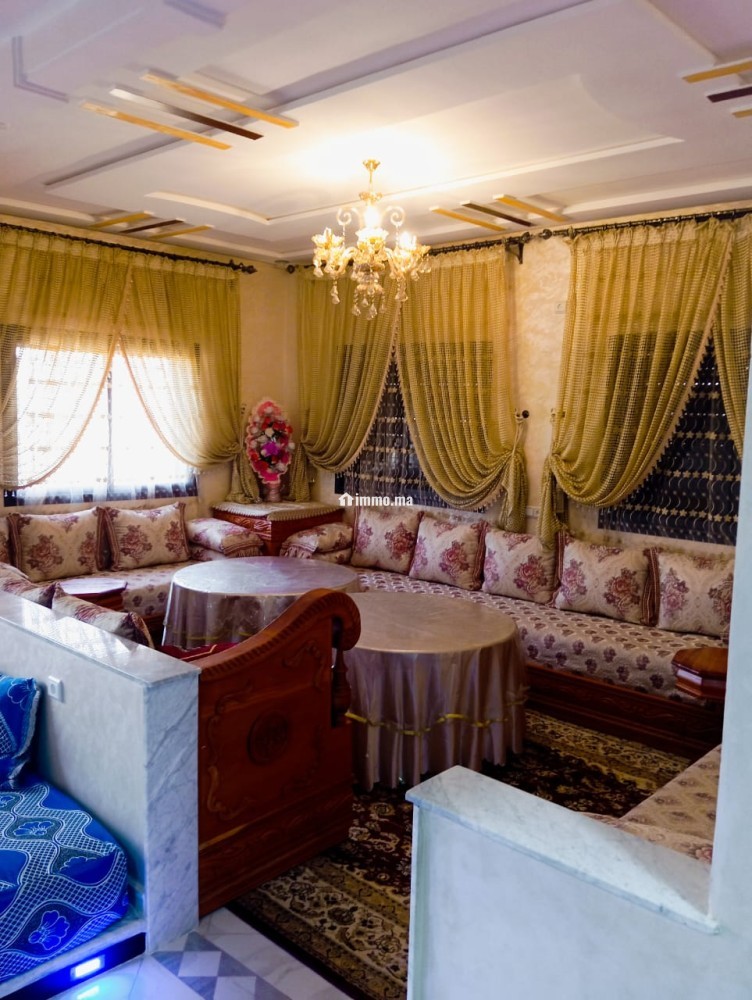 شقق مفروشة للكراء اليومي باحدت التجهيزات - Appartement Location Vacances - Azrou
