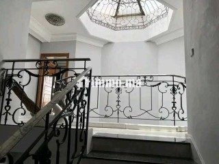 Villa bd omar idrissi mardokh - Villa à vendre - Casablanca