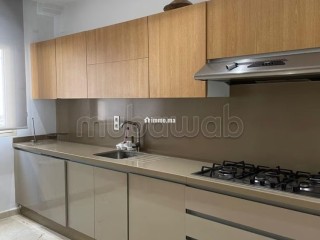 Bel appartement de luxe en location à Sourrien. Spacieux et confortables. Meublé - Appartement à louer - Tanger