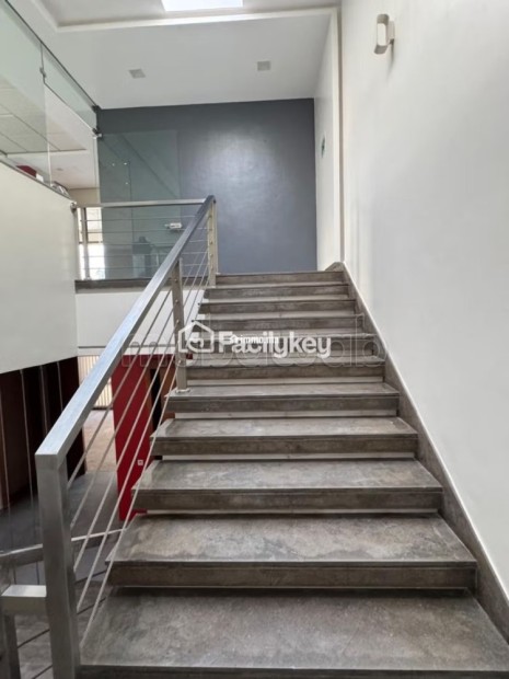 Bureau de 530 m² à Rabat - Location Immobilier - Rabat - photo 6