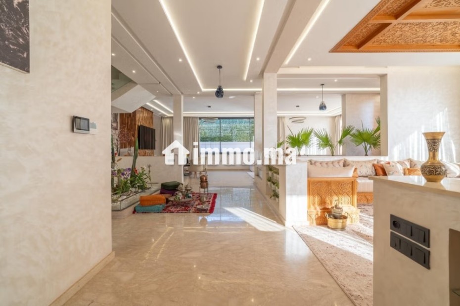 Maison de luxe à louer à Route de l'Ourika. 5 belles chambres. Tout confort avec cheminée et climatisation - Vente Immobilier - Marrakech - photo 1