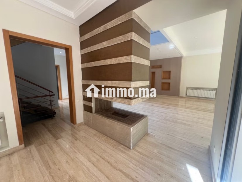 Location villa de haut standing à Californie. 5 pièces. Concierge et piscine - Location Immobilier - Casablanca - photo 6