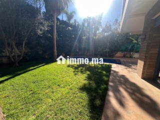 Location villa de haut standing à Californie. 5 pièces. Concierge et piscine - Villa à louer - Casablanca