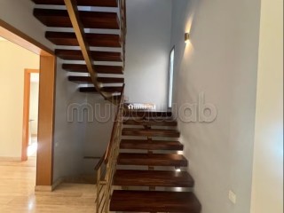 Location villa de haut standing à Californie. 5 pièces. Concierge et piscine - Villa à louer - Casablanca