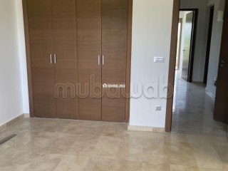 Location villa de haut standing à Ville Verte. 5 pièces. Double vitrage et porte blindée - Villa à louer - Bouskoura