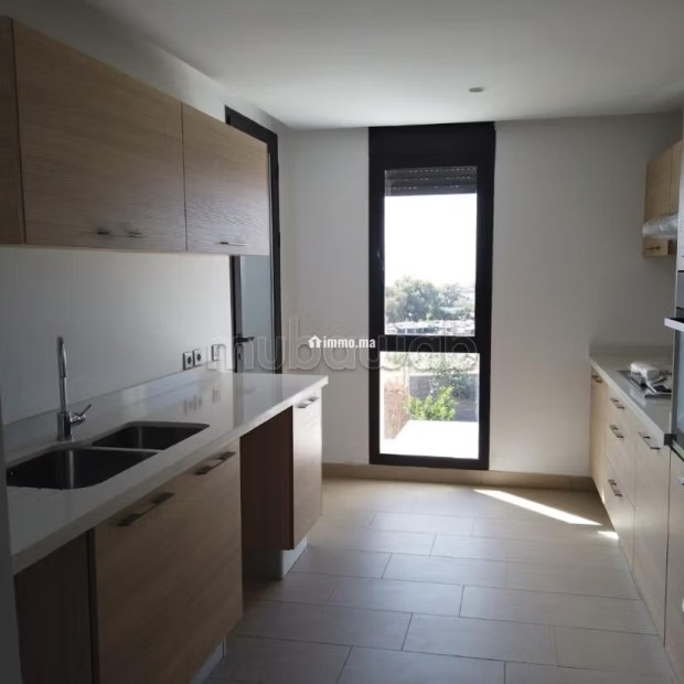 Appartement en location à Ain Diab. Surface de 200 m². Service de concierge et climatisation - Location Immobilier - Casablanca - photo 8