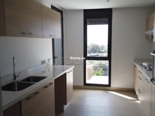 Appartement en location à Ain Diab. Surface de 200 m². Service de concierge et climatisation - Appartement à louer - Casablanca