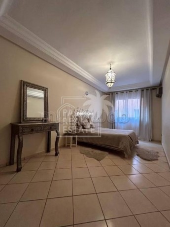 f3-a-louer-en-plein-centre-ville-marrakech-big-3