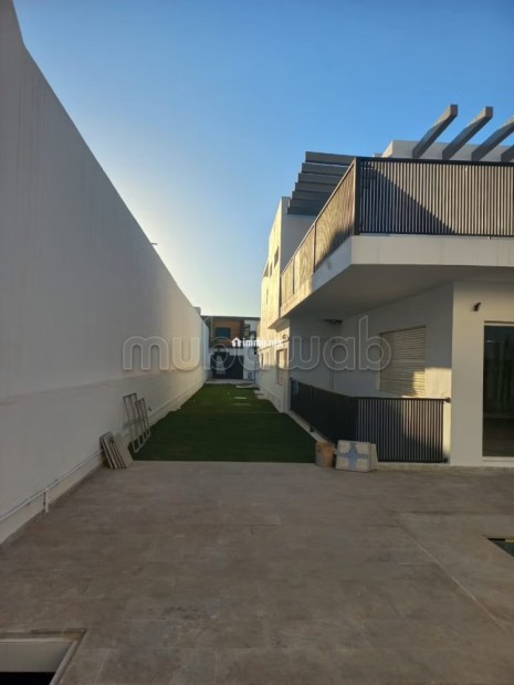 Magnifique villa à louer à Hay Mohammadi. 8 grandes pièces. Jardin - Location Immobilier - Agadir - photo 4