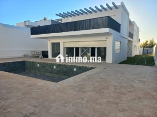 Magnifique villa à louer à Hay Mohammadi. 8 grandes pièces. Jardin - Villa à louer - Agadir