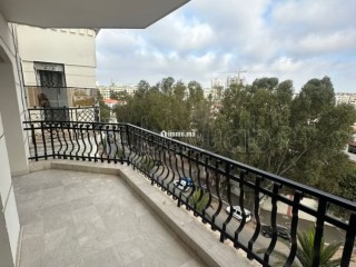 Appartement sans vis à vis avec grand balcon - Appartement à vendre - Casablanca