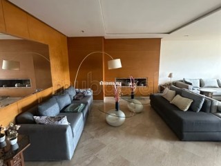Appartement sans vis à vis avec grand balcon - Appartement à vendre - Casablanca