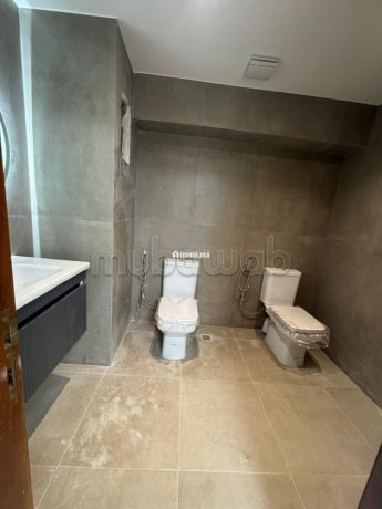 plateaux-bureaux-vue-sur-mer-118m2-120m2-a-louer-big-3