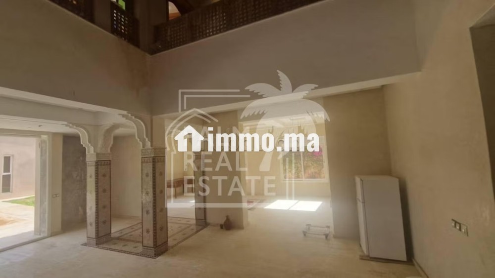 Villa a vendre sur la route damezmiz avec 6 suites - Vente Immobilier - Marrakech - photo 3