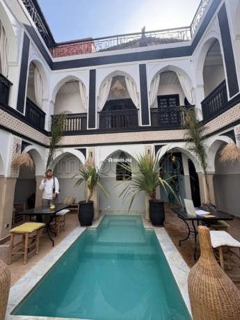riad-de-180m2-titre-renove-et-meuble-en-kasbah-big-0