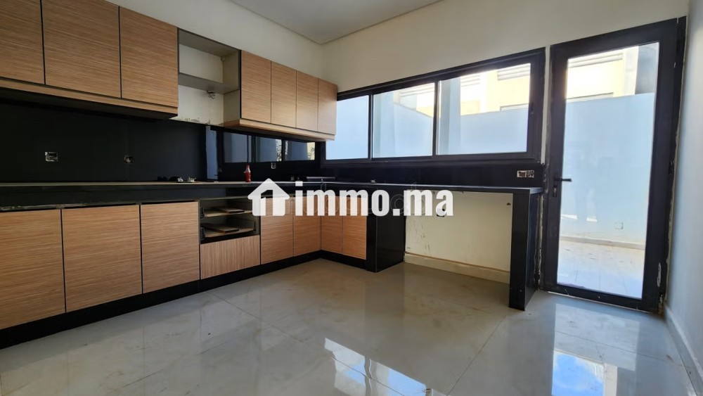 Sublime villa en location vide à la Ville Verte - Location Immobilier - Bouskoura - photo 3