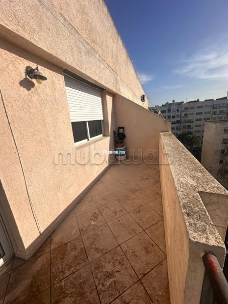Charmant studio avec terrasse vue mer inspirante - Location Immobilier - Casablanca - photo 5