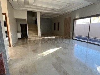 Villa avec piscine au début de Targa - Villa à vendre - Marrakech