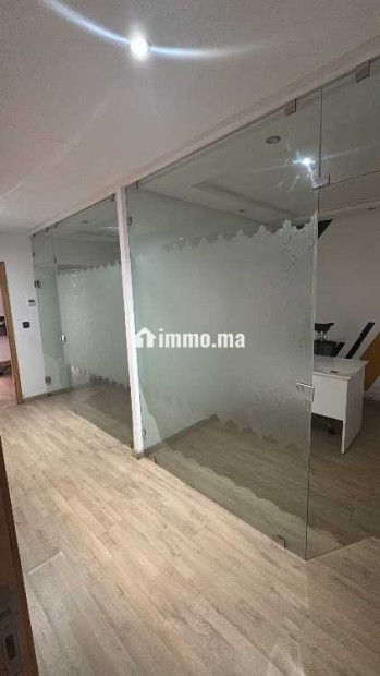 Bureau vue sur terrasse - Location Immobilier - Rabat - photo 1