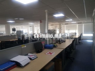 Plateau LPB 651 de 969 m a sidi maarouf - Appartement à louer - Casablanca