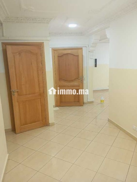 Bureau à abdelmoumen ascenseur garage - Location Immobilier - Casablanca - photo 3